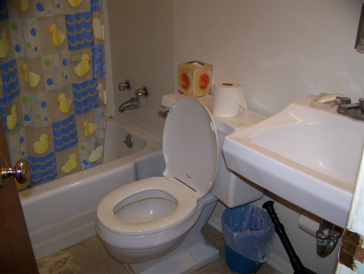 2116 W Spencer Ave, Marion, IN 46952 photo 11