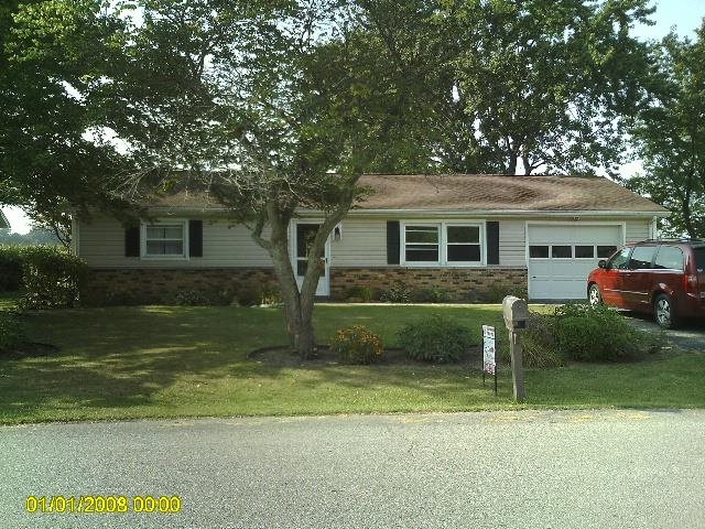 250 E Bragg Ave, Upland, IN 46989 photo 1
