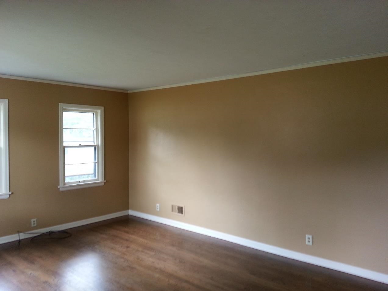 55237 Moss Rd, South Bend, IN 46628 photo 2