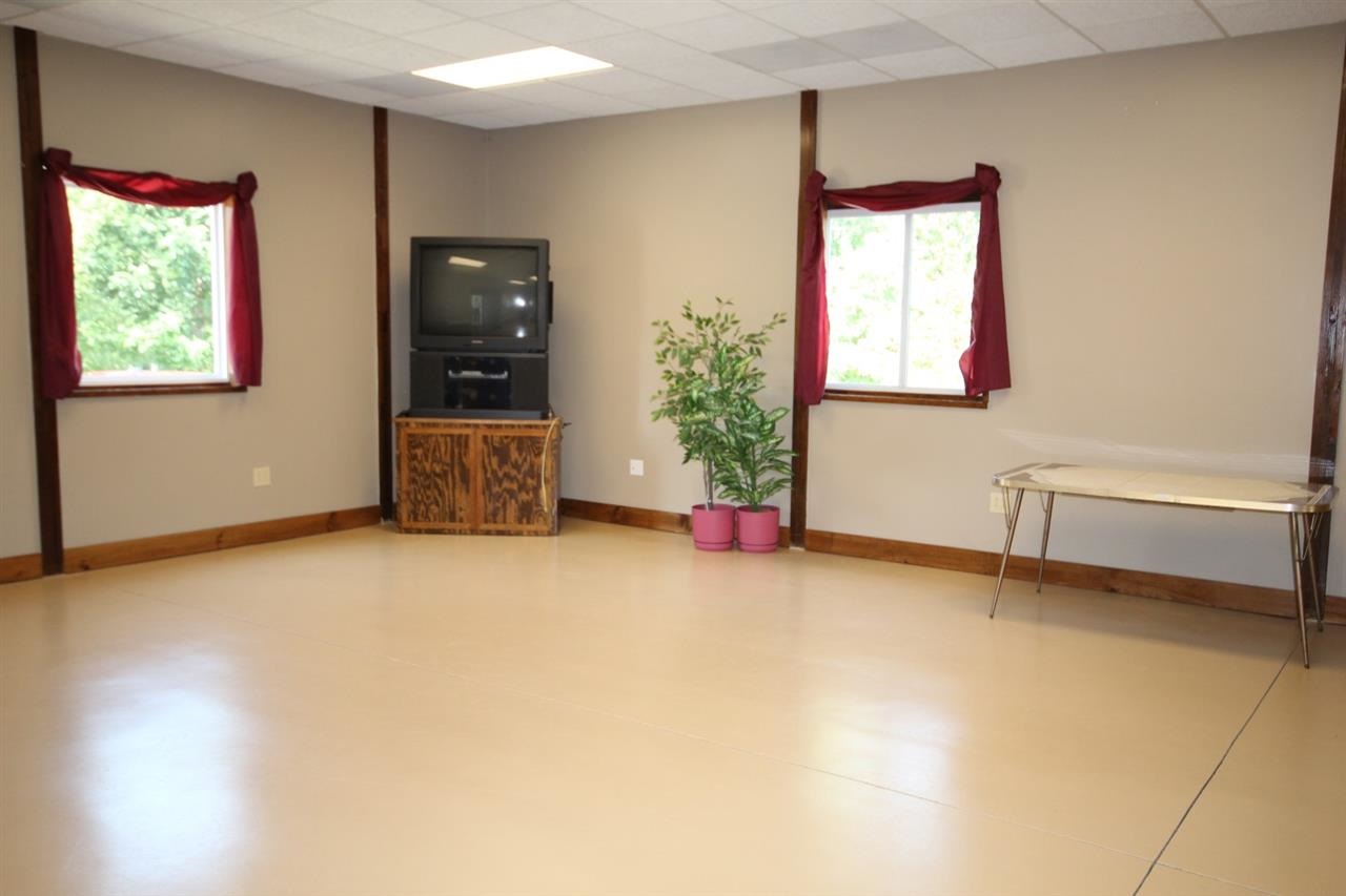 8301 Six School Rd, Evansville, IN 47720 photo 26