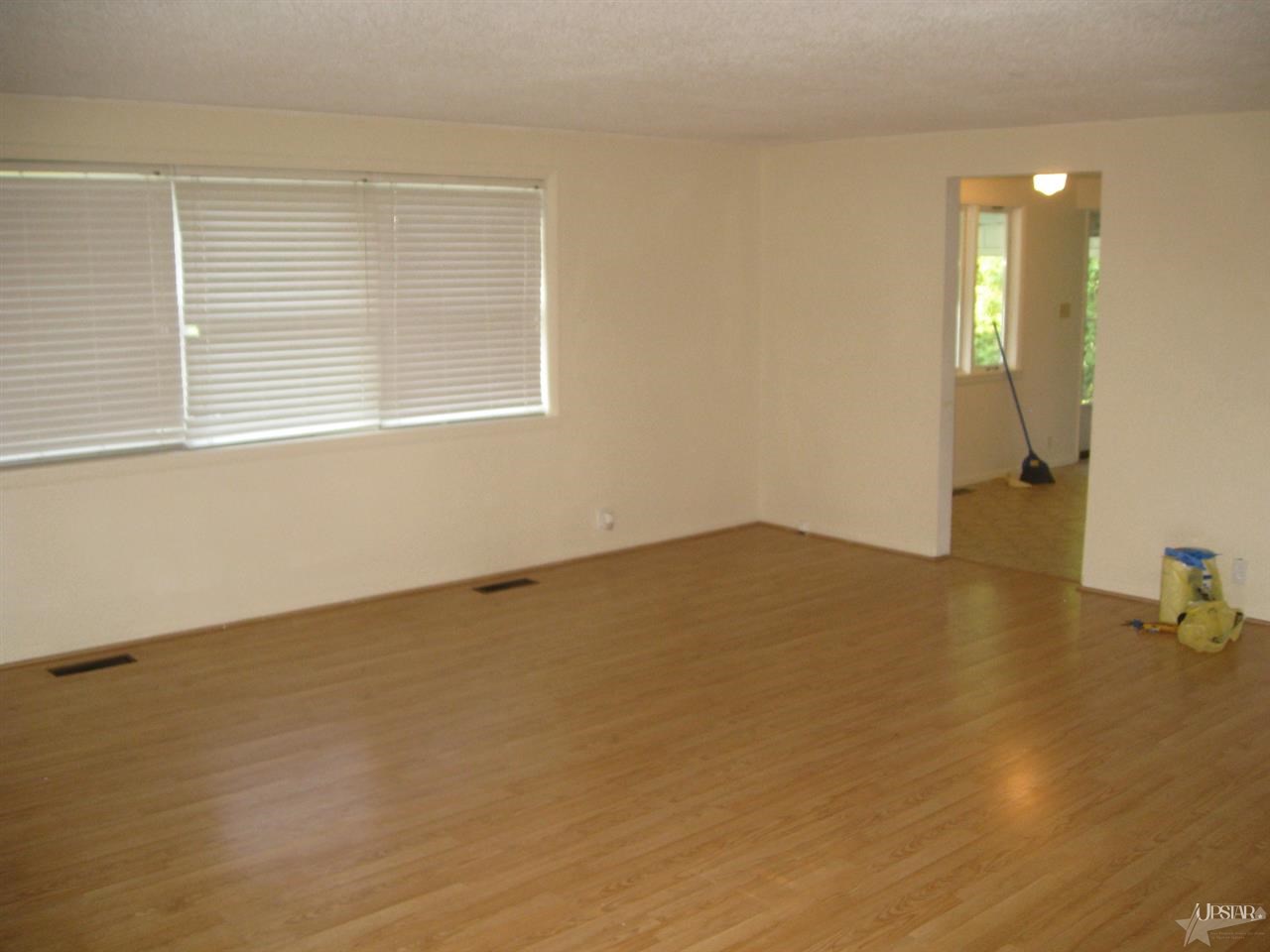 17211 Van Zile Rd, Spencerville, IN 46788 photo 5