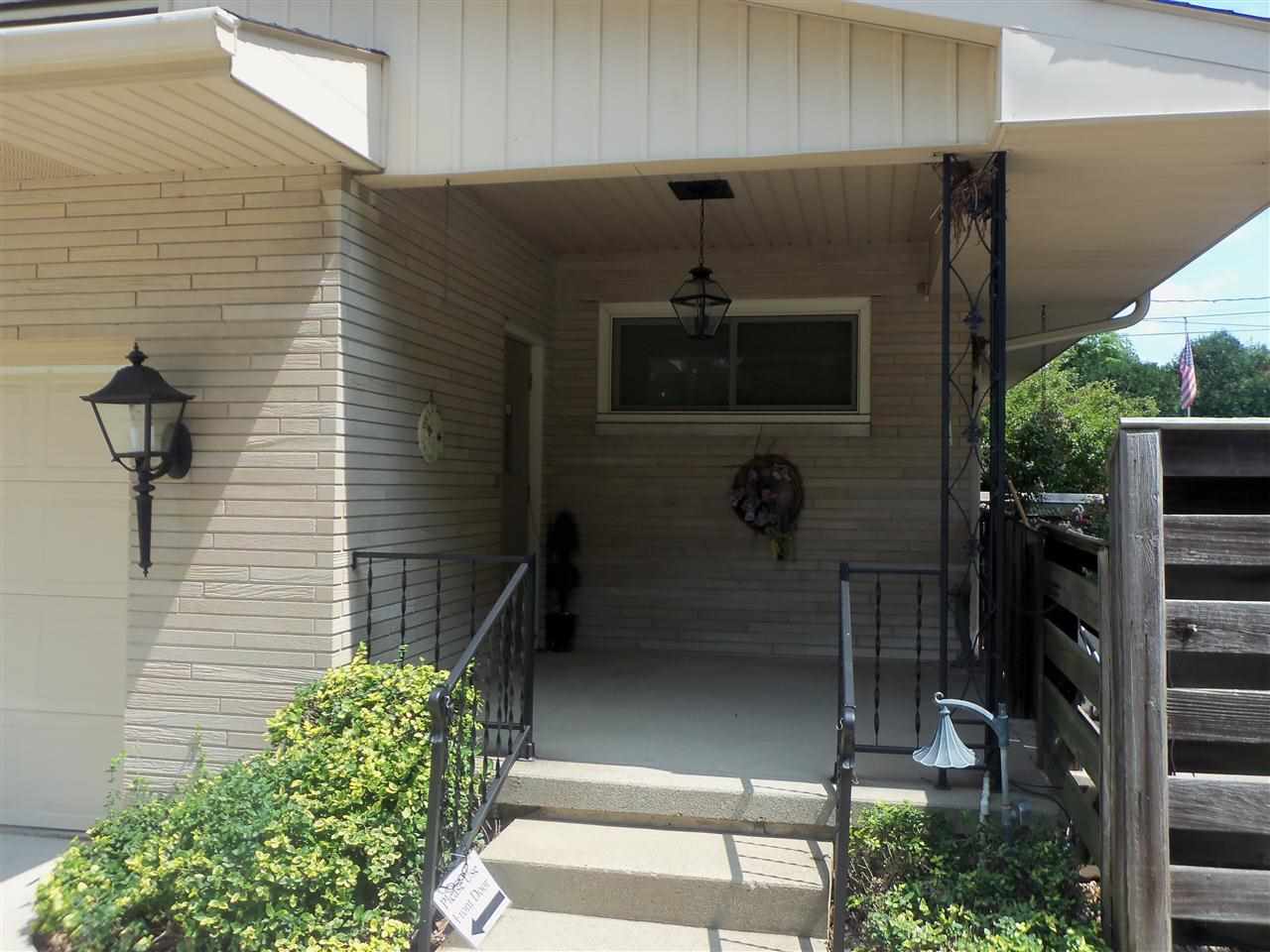 32 Morningside Dr, Washington, IN 47501 photo 9