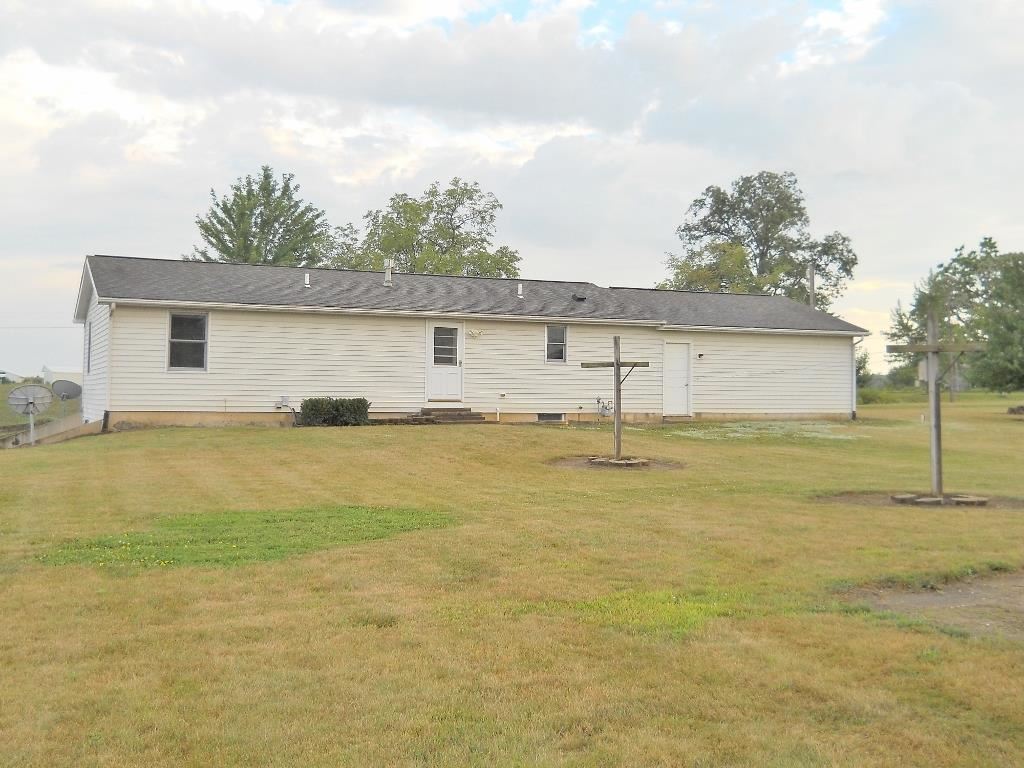 10899 E Swan Rd, Laotto, IN 46763 photo 9