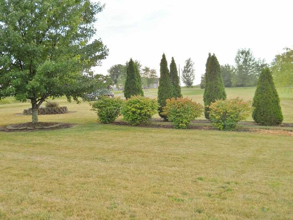 10899 E Swan Rd, Laotto, IN 46763 photo 12