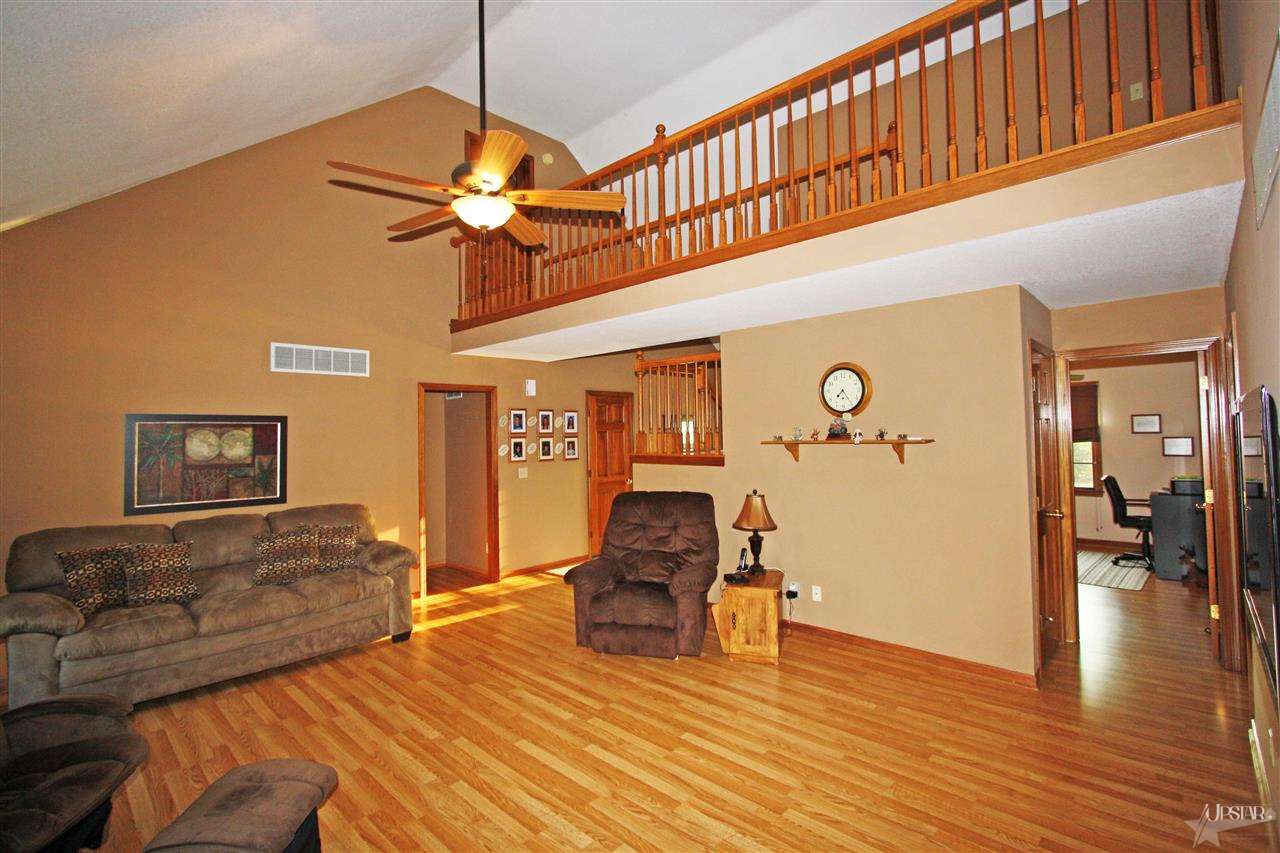 4213 S State Road 9, Columbia City, IN 46725 photo 5