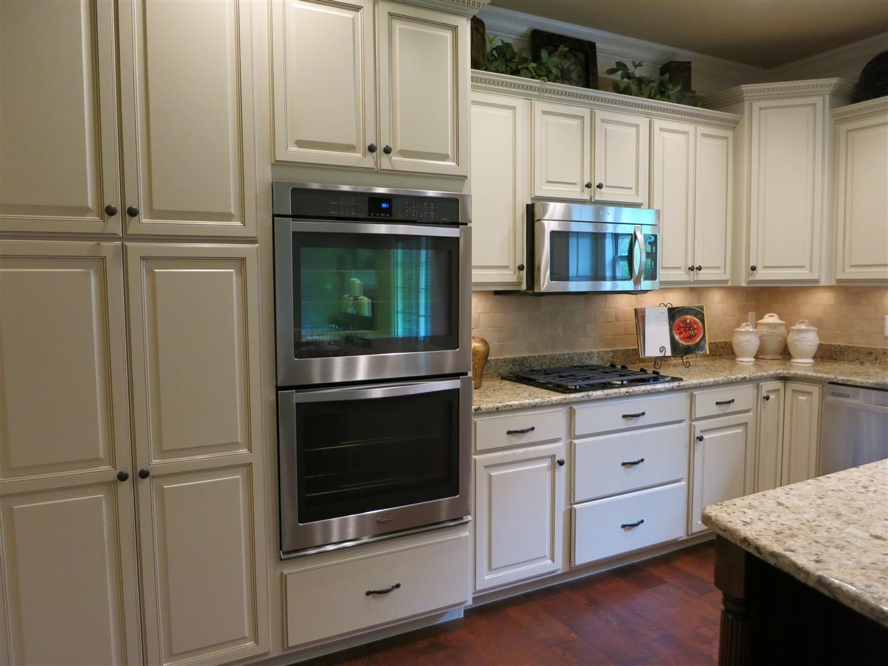 2313 Julianne Cir, Newburgh, IN 47630 photo 11
