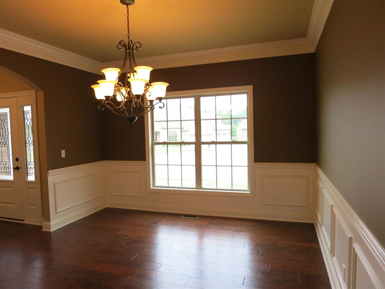 2313 Julianne Cir, Newburgh, IN 47630 photo 7