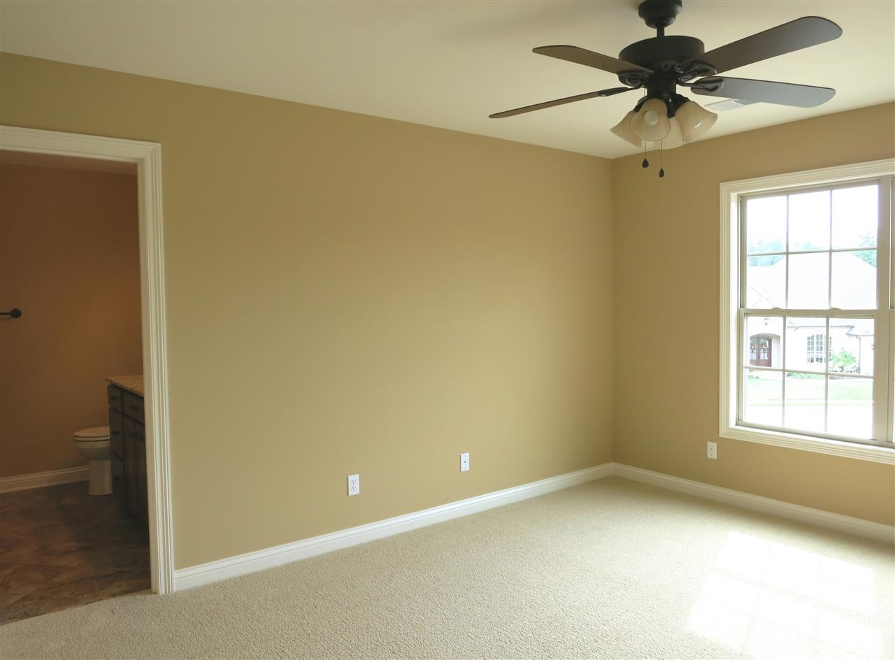 2313 Julianne Cir, Newburgh, IN 47630 photo 23