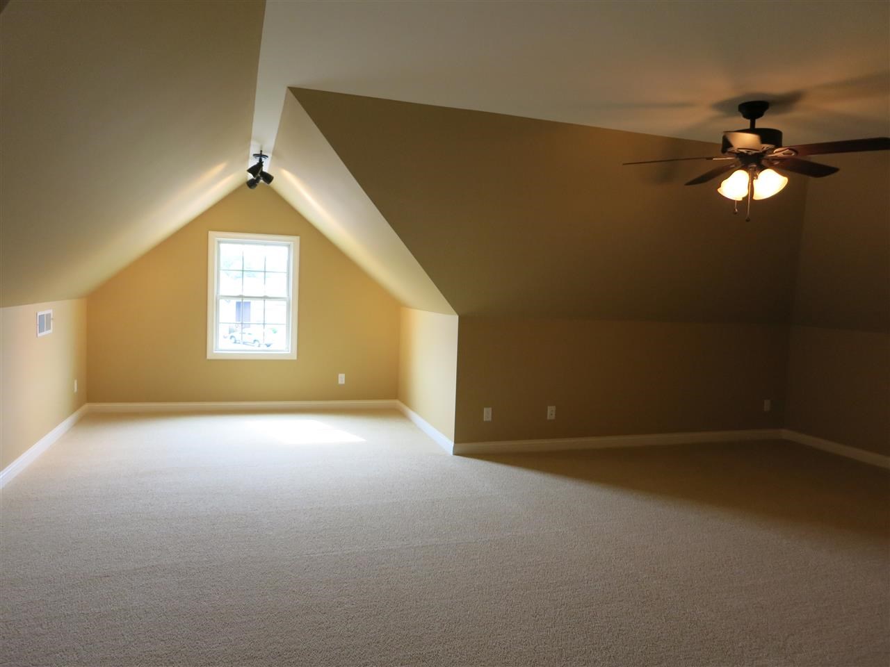 2313 Julianne Cir, Newburgh, IN 47630 photo 27