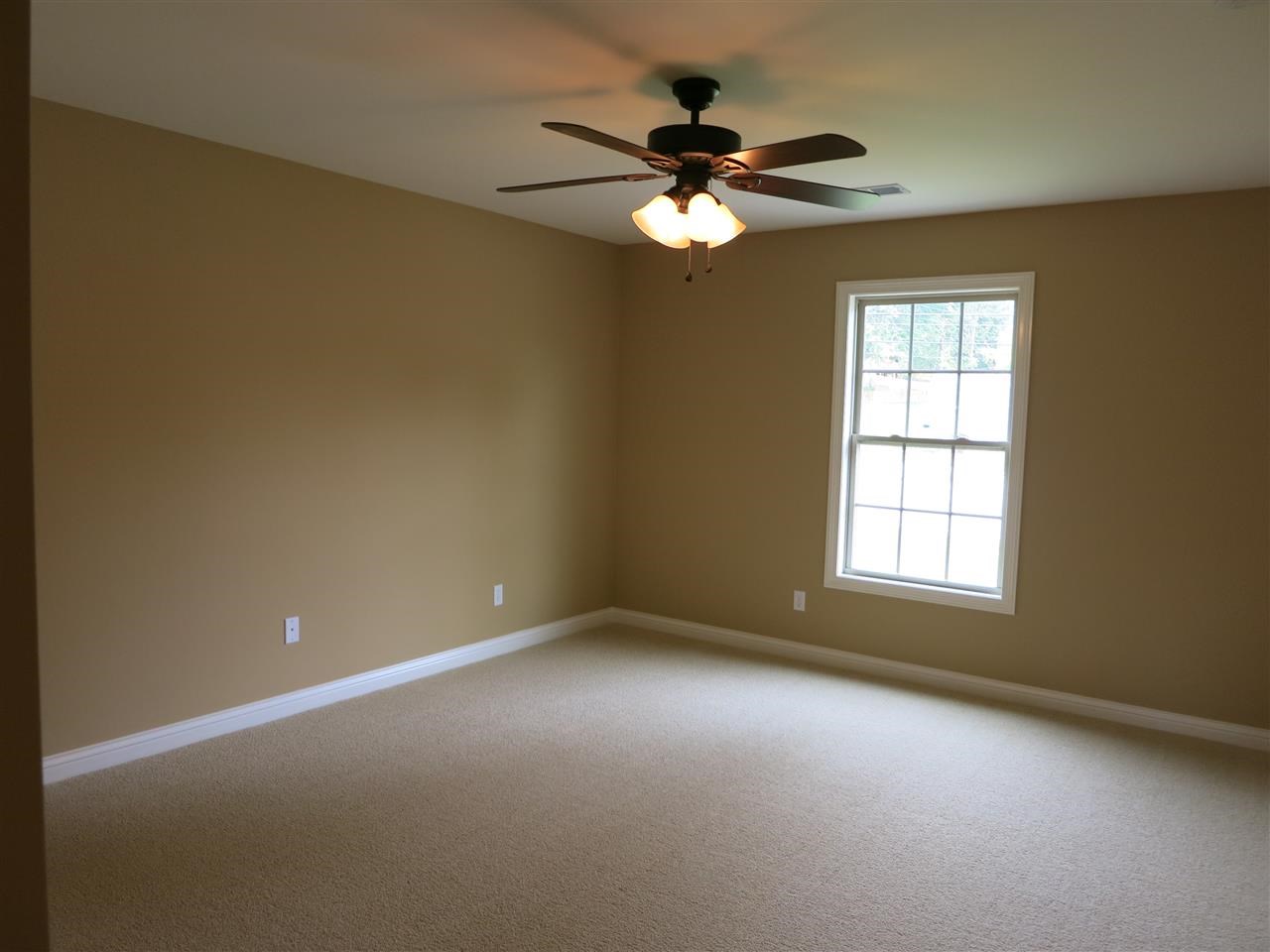 2313 Julianne Cir, Newburgh, IN 47630 photo 25