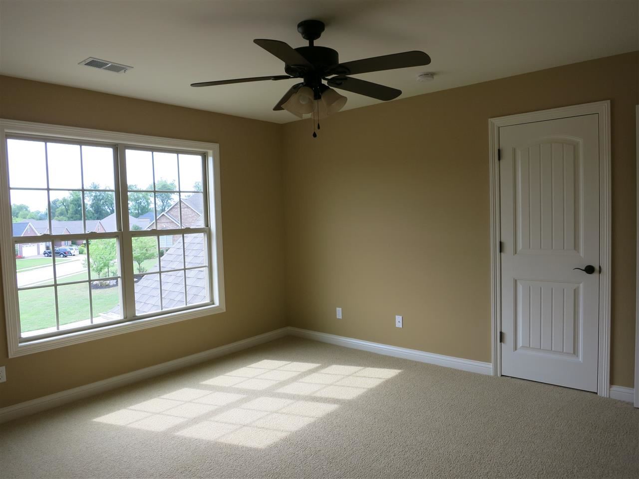 2313 Julianne Cir, Newburgh, IN 47630 photo 24