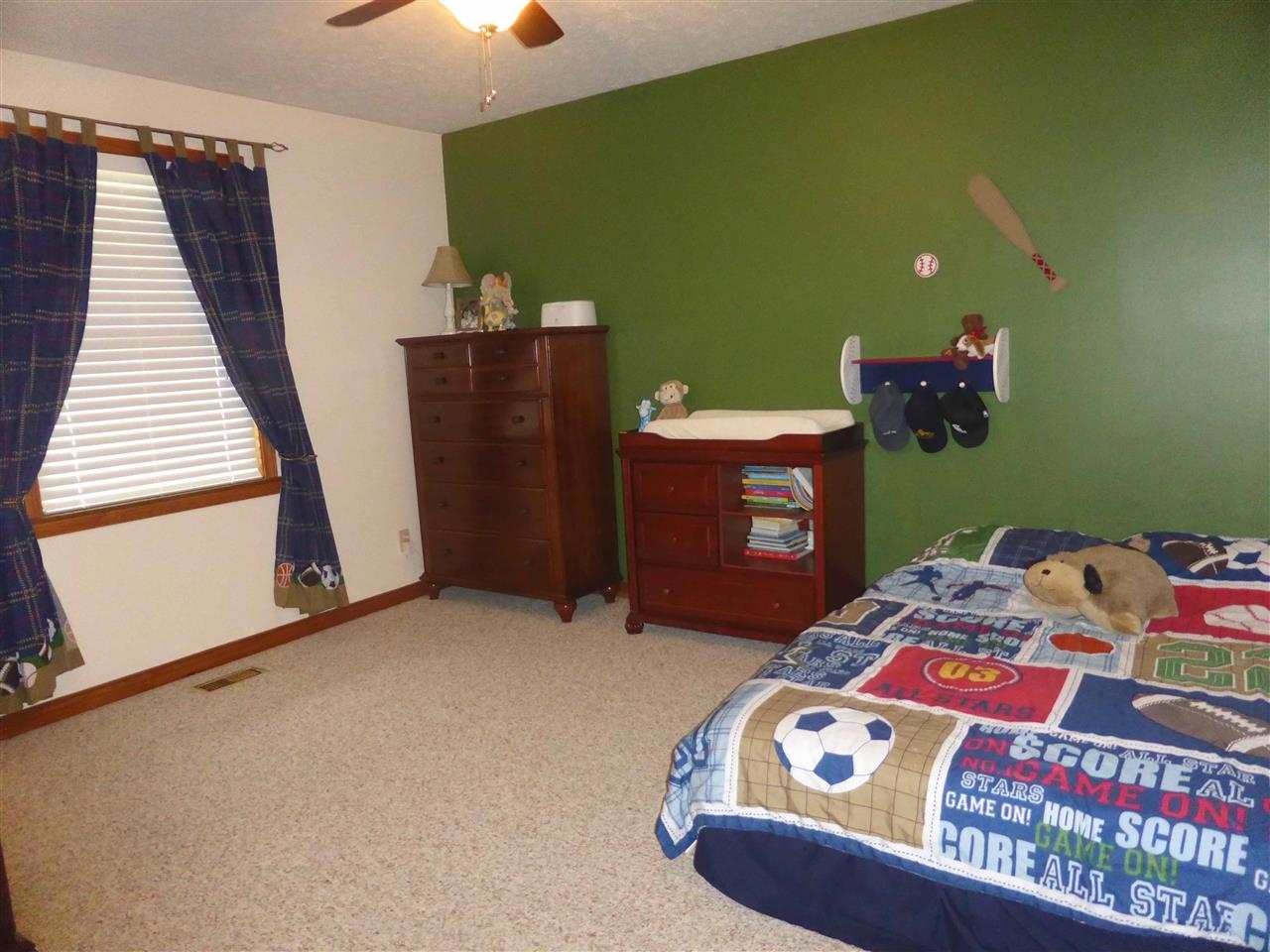1409 Maple Leaf Dr, Jasper, IN 47546 photo 4