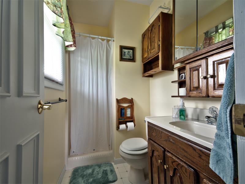 515 Sunset Ln, Middlebury, IN 46540 photo 18