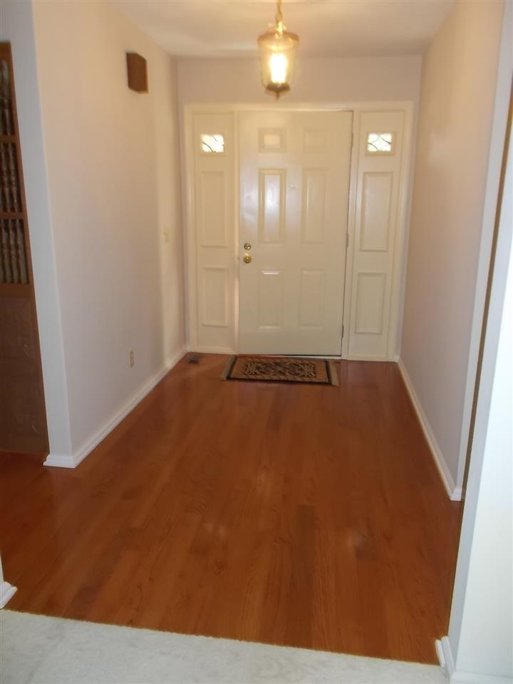 3740 N Bass Dr, Marion, IN 46952 photo 2