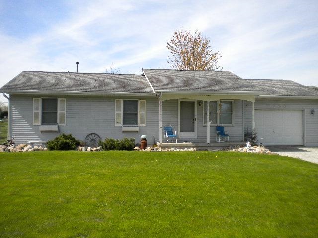 706 N Nappanee St, Nappanee, IN 46550 photo 1