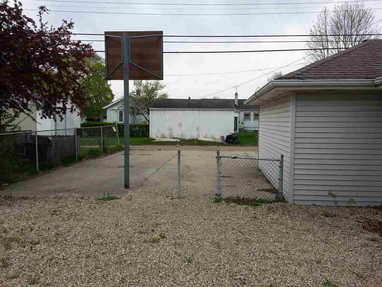 1233 E 3rd St, Mishawaka, IN 46544 photo 14