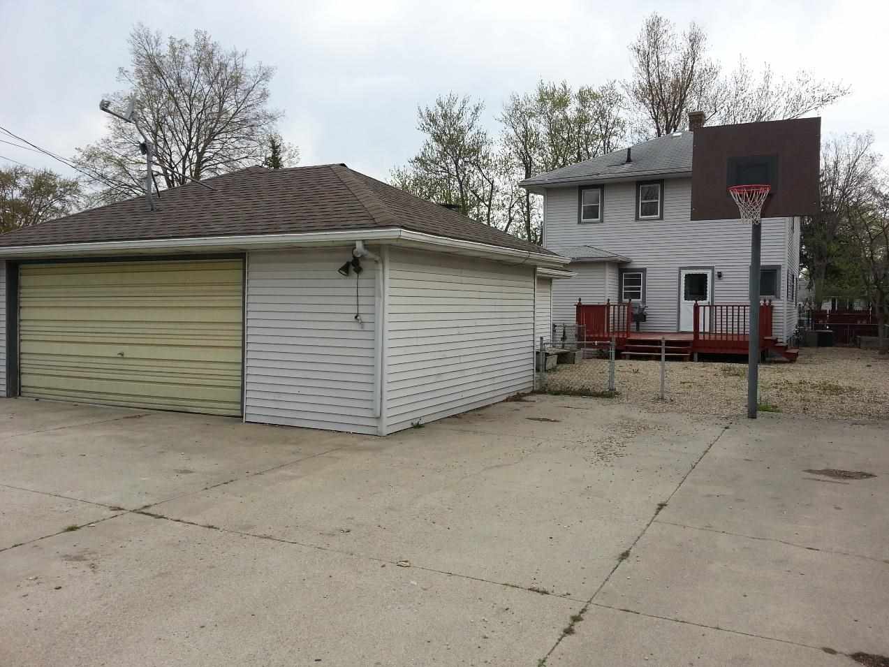 1233 E 3rd St, Mishawaka, IN 46544 photo 15