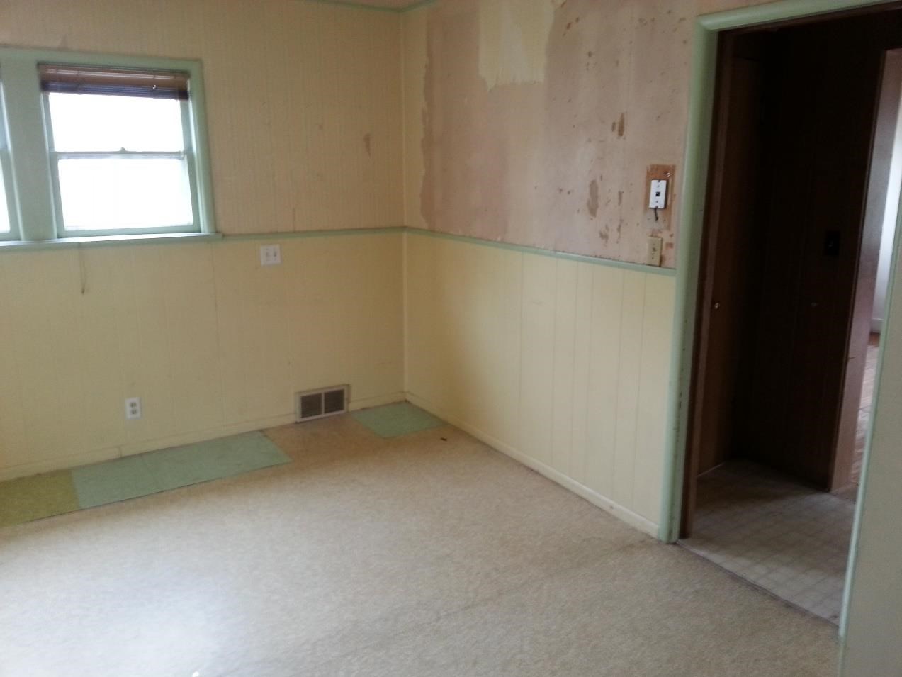 1233 E 3rd St, Mishawaka, IN 46544 photo 7