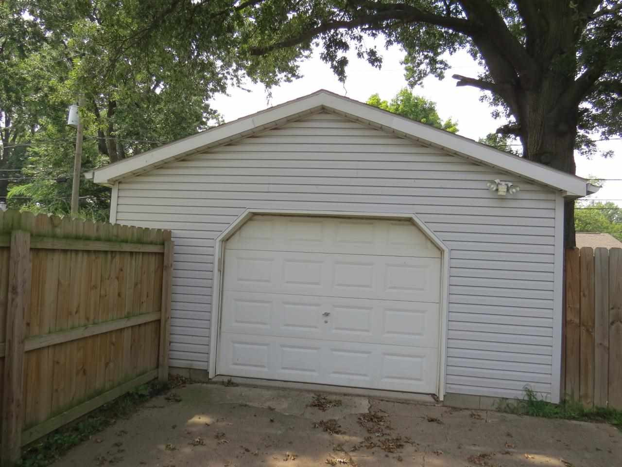1319 S Saint James Blvd, Evansville, IN 47714 photo 16