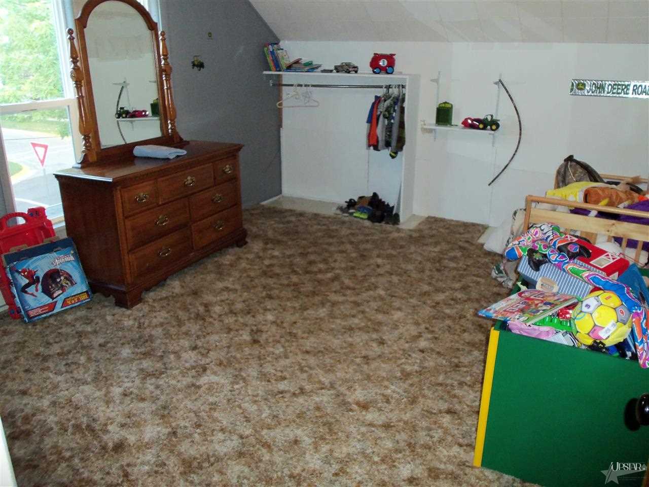 213 E Oak, Butler, IN 46721 photo 7