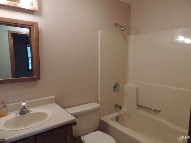 304 N Madison St, Columbia City, IN 46725 photo 12