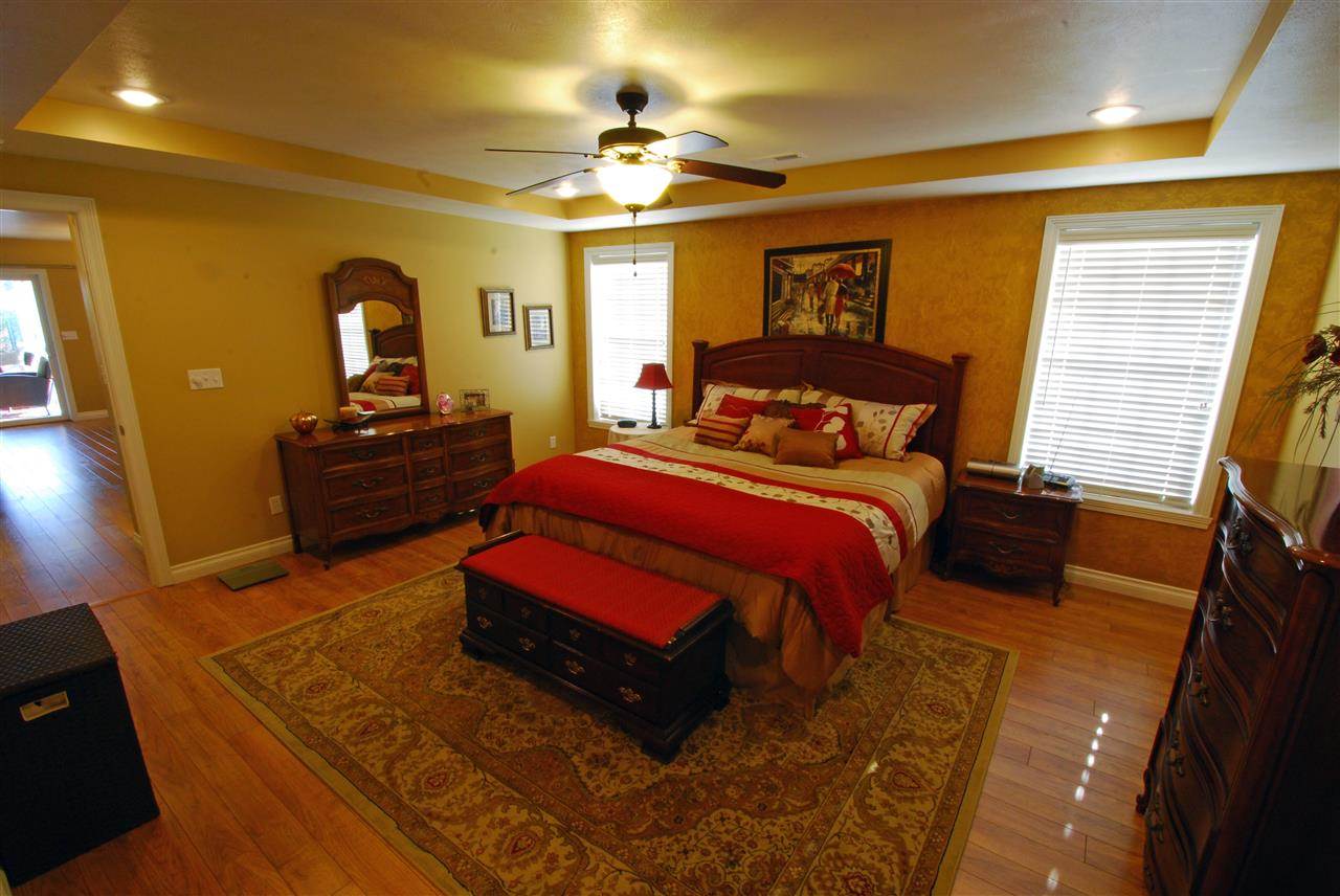 631 N Savannah Dr, Jasper, IN 47546 photo 7