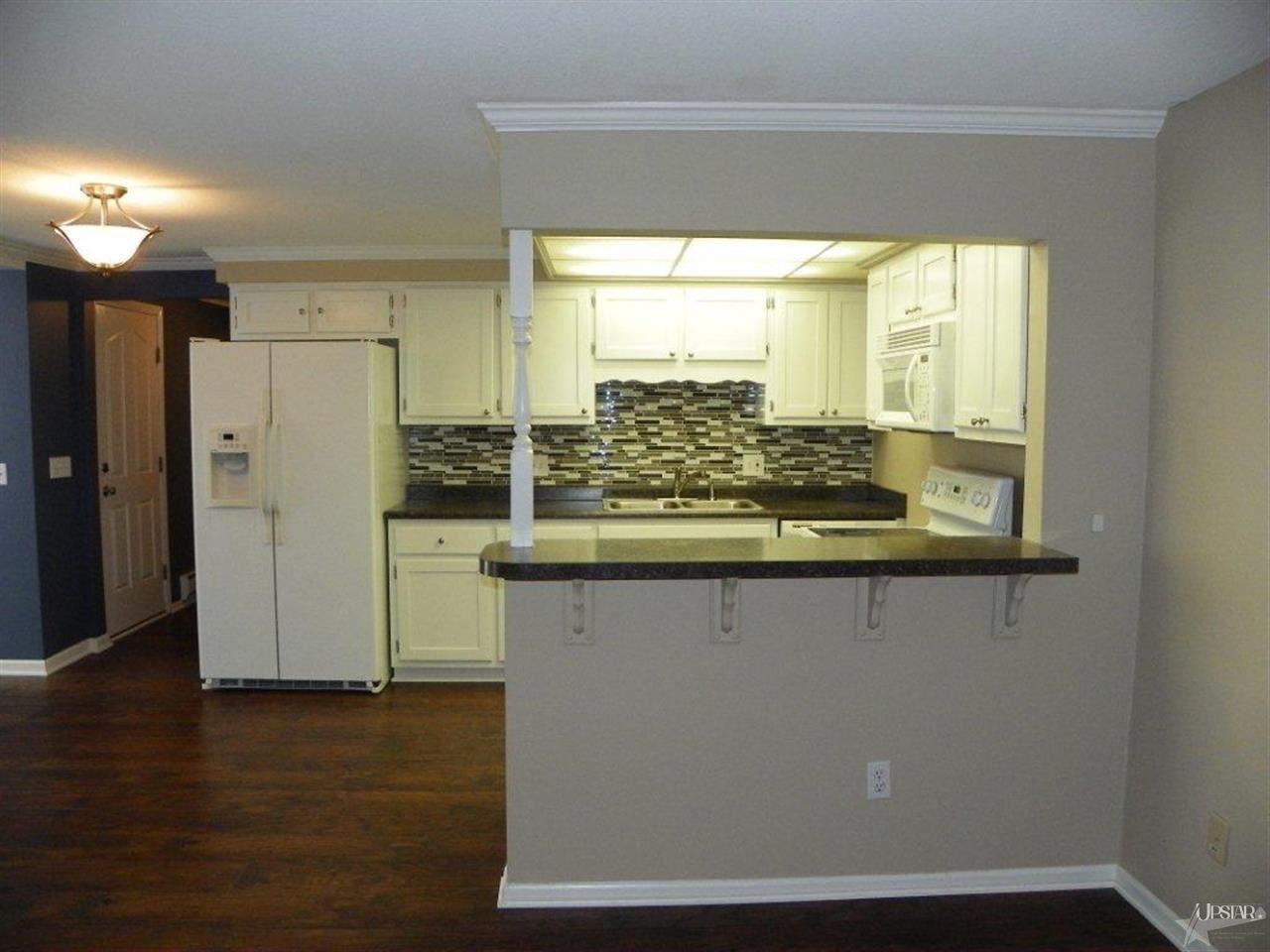 109 Maxwell Pl, Auburn, IN 46706 photo 3
