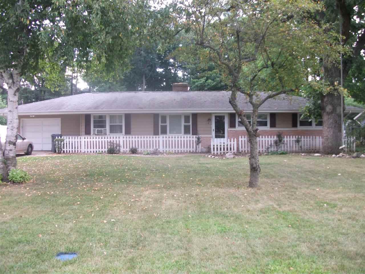 2 Shore Manor Dr, Bristol, IN 46507 photo 1