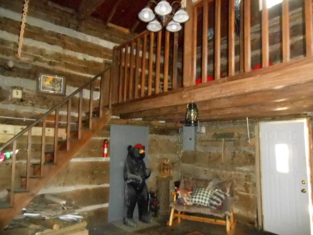8450 E Wheatland Rd, Vincennes, IN 47591 photo 5