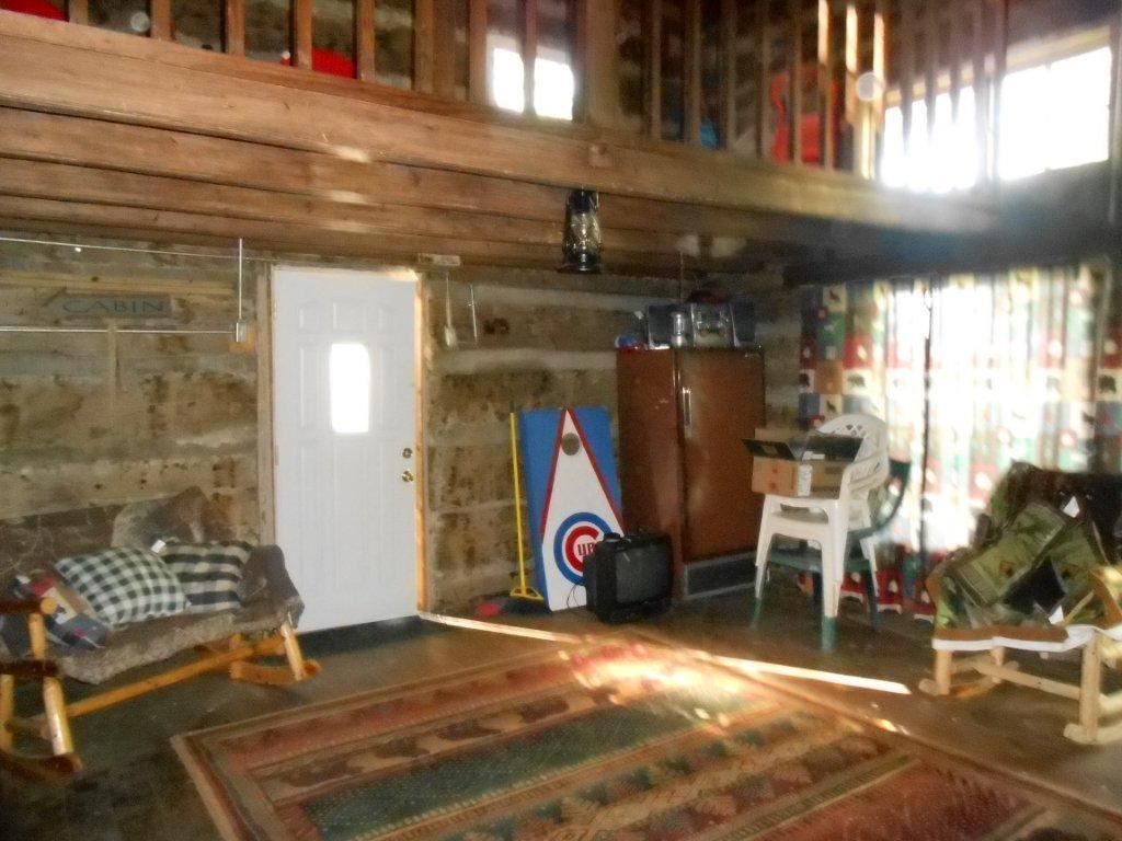 8450 E Wheatland Rd, Vincennes, IN 47591 photo 4