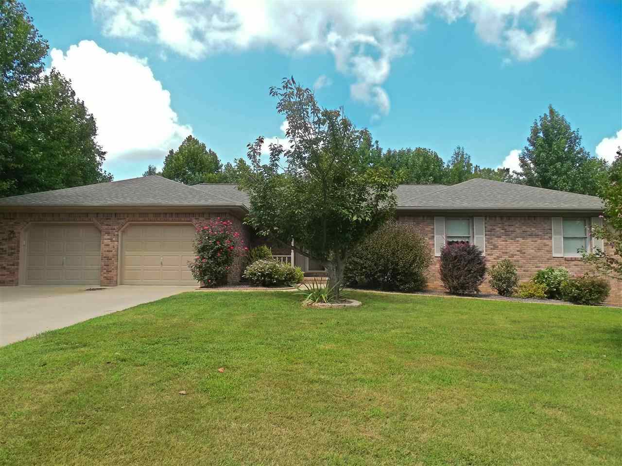 8000 Woodridge Dr, Wadesville, IN 47638 photo 1