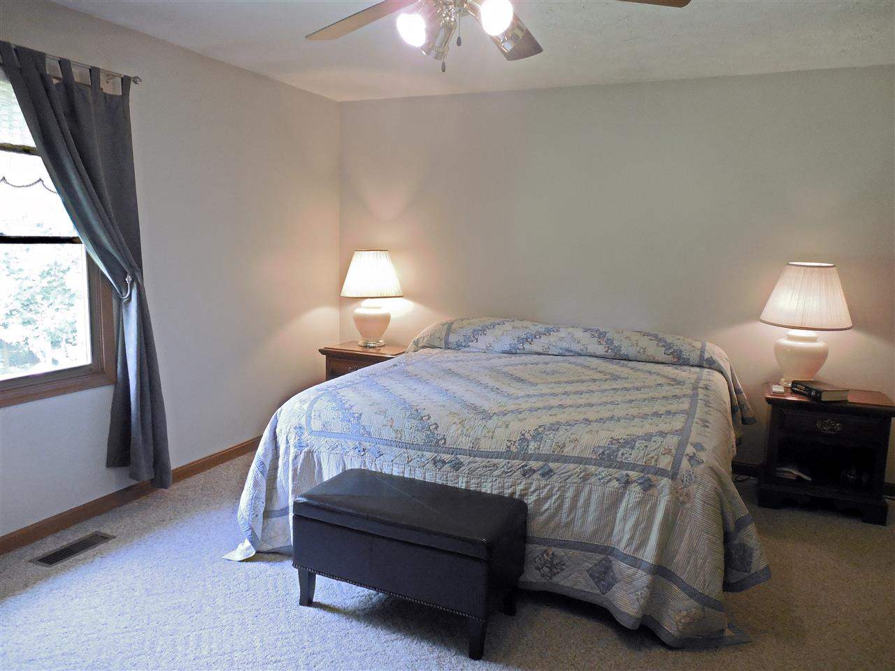 8000 Woodridge Dr, Wadesville, IN 47638 photo 13