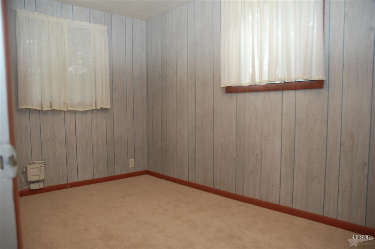 8527 Effie Dr, Fort Wayne, IN 46825 photo 8
