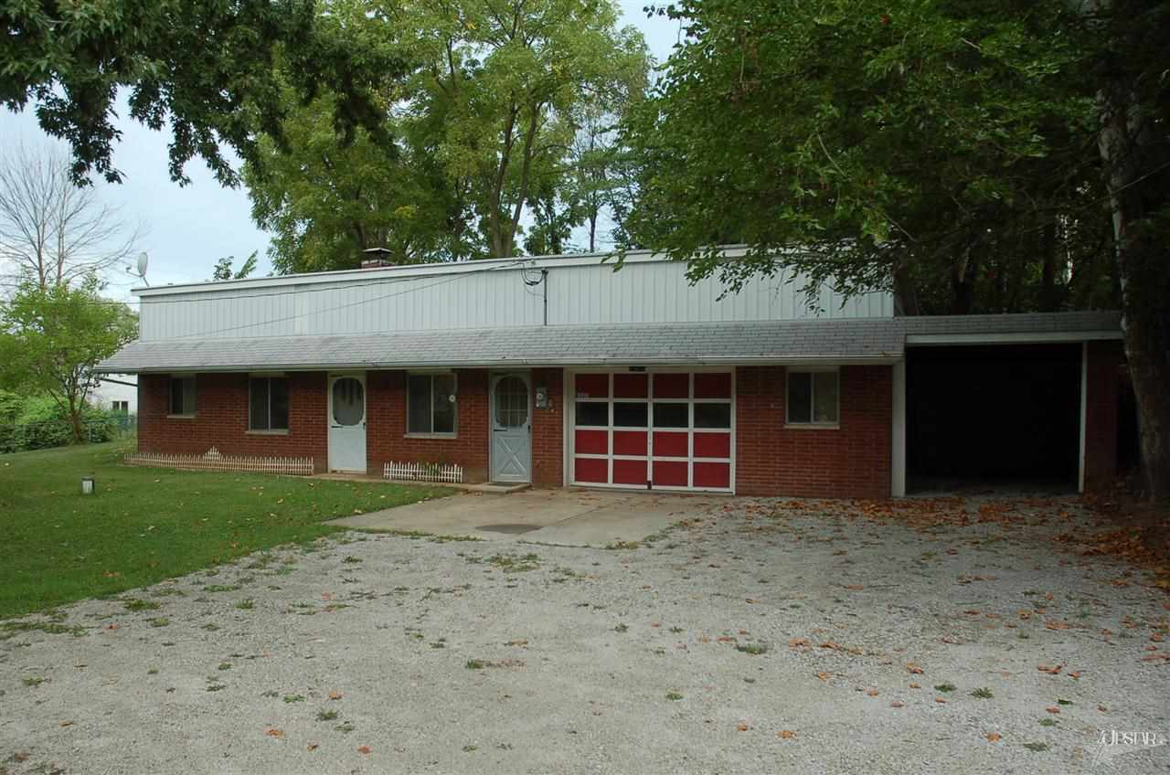 8527 Effie Dr, Fort Wayne, IN 46825 photo 1