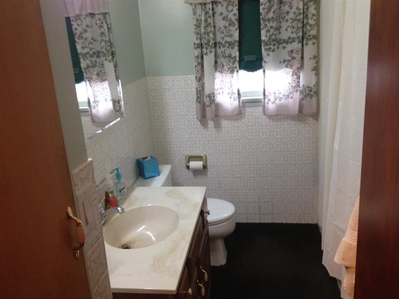 2513 Michigan Rd, Plymouth, IN 46563 photo 6