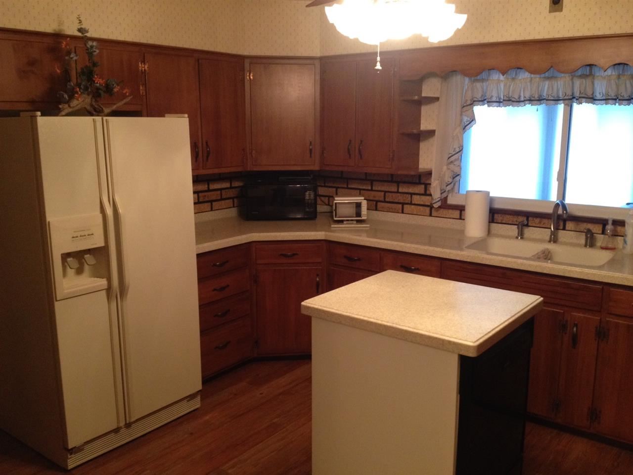 2513 Michigan Rd, Plymouth, IN 46563 photo 8