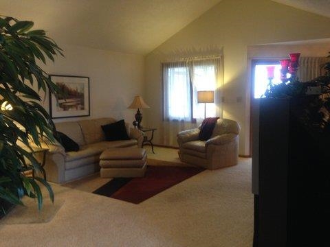2923 Wood Knoll Ln, Fort Wayne, IN 46804 photo 8