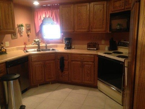 2923 Wood Knoll Ln, Fort Wayne, IN 46804 photo 6