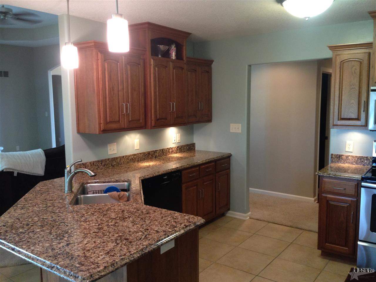 320 Oak Forest Dr, Bluffton, IN 46714 photo 13