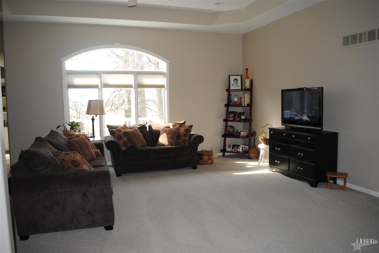 320 Oak Forest Dr, Bluffton, IN 46714 photo 9