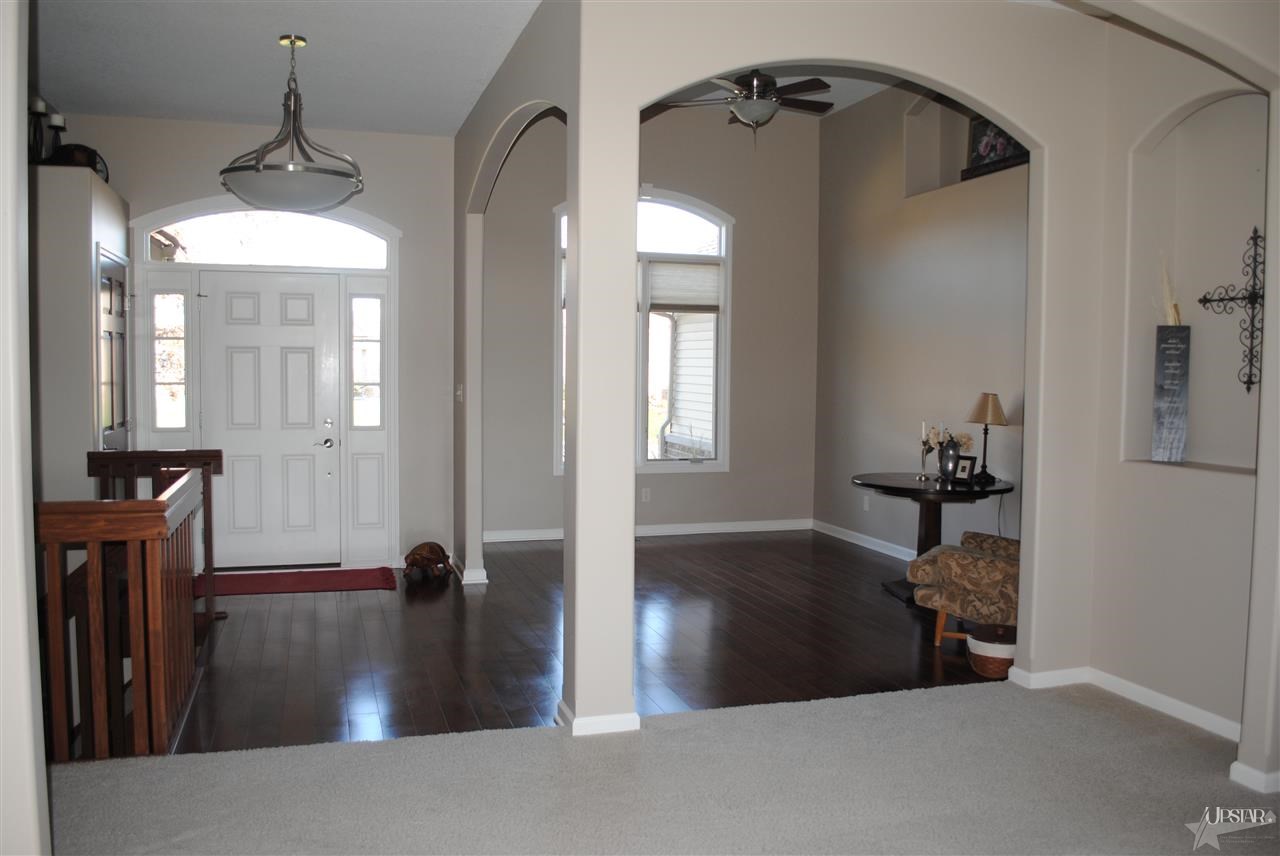 320 Oak Forest Dr, Bluffton, IN 46714 photo 5