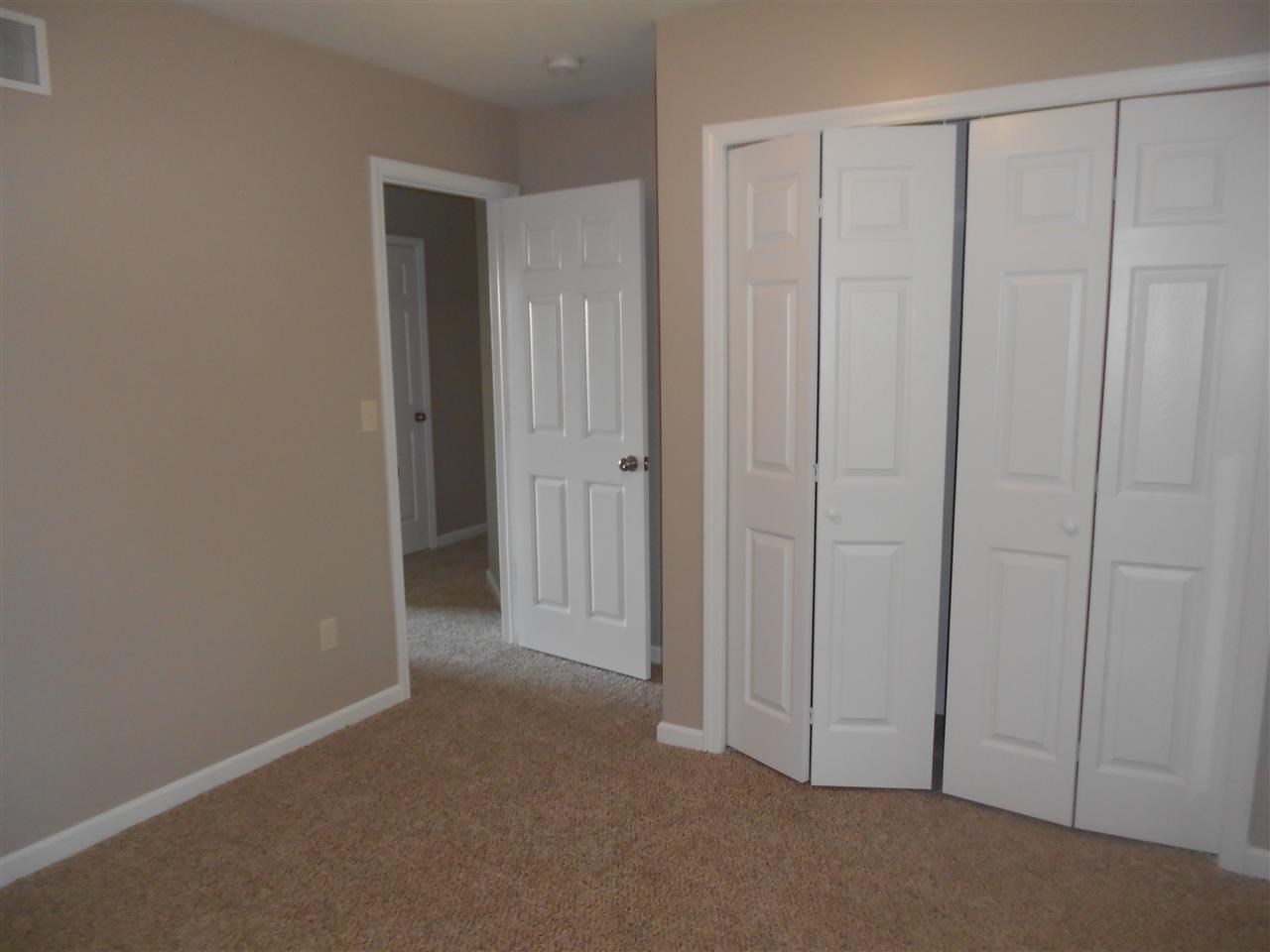 1020 Lucerne Dr, Goshen, IN 46526 photo 19