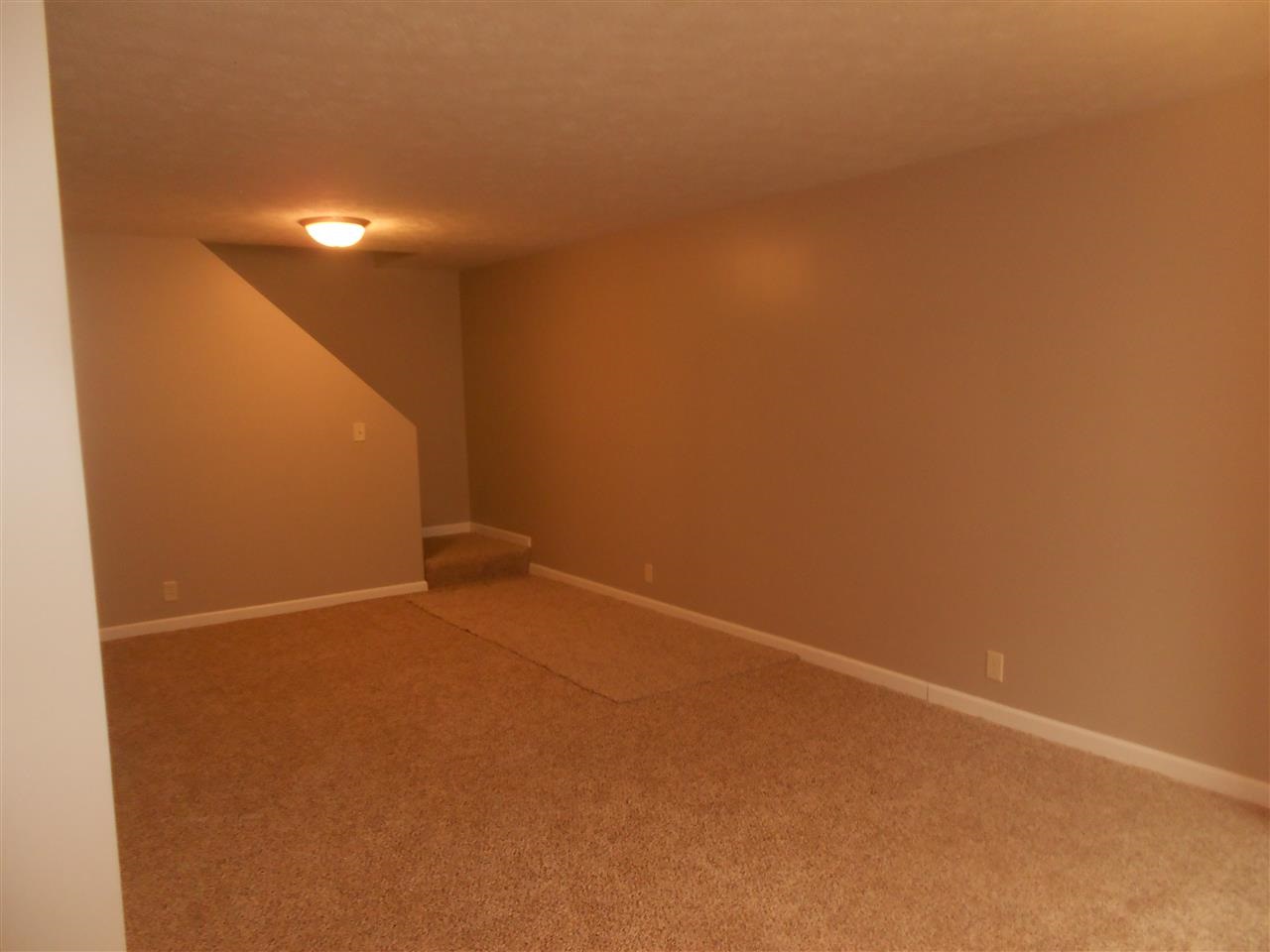 1020 Lucerne Dr, Goshen, IN 46526 photo 22