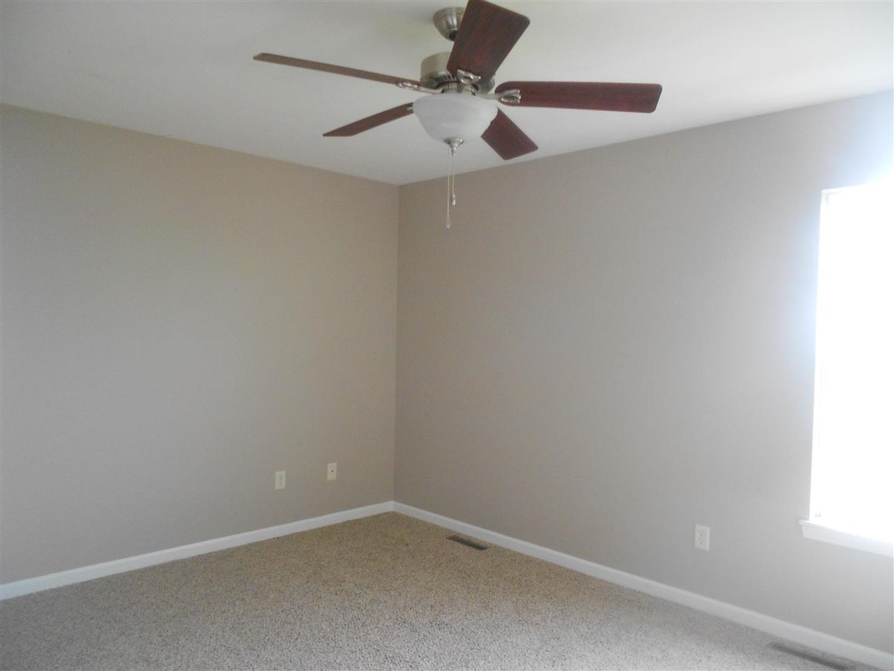 1020 Lucerne Dr, Goshen, IN 46526 photo 11