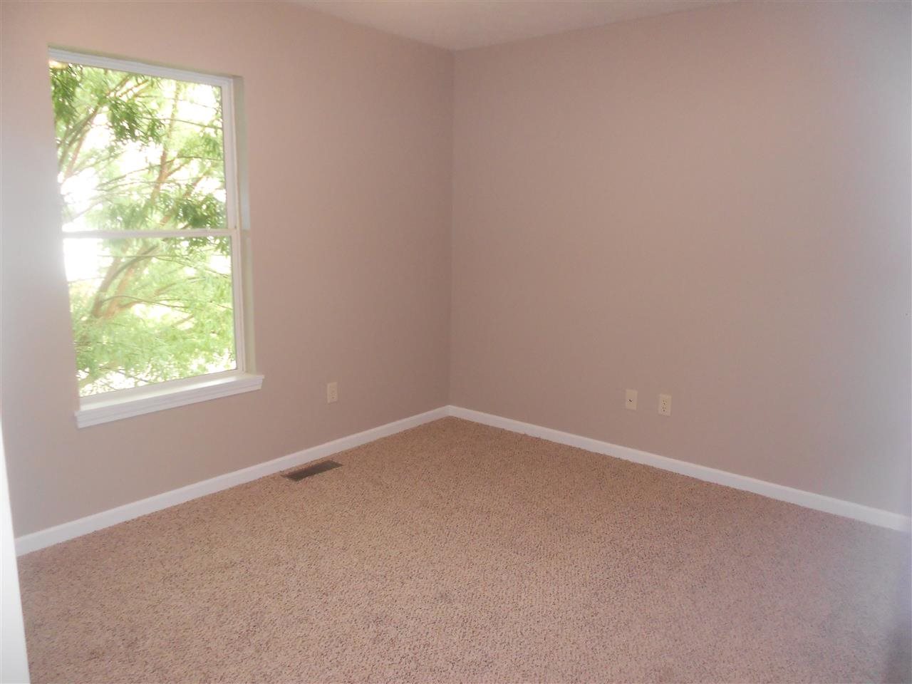 1020 Lucerne Dr, Goshen, IN 46526 photo 18