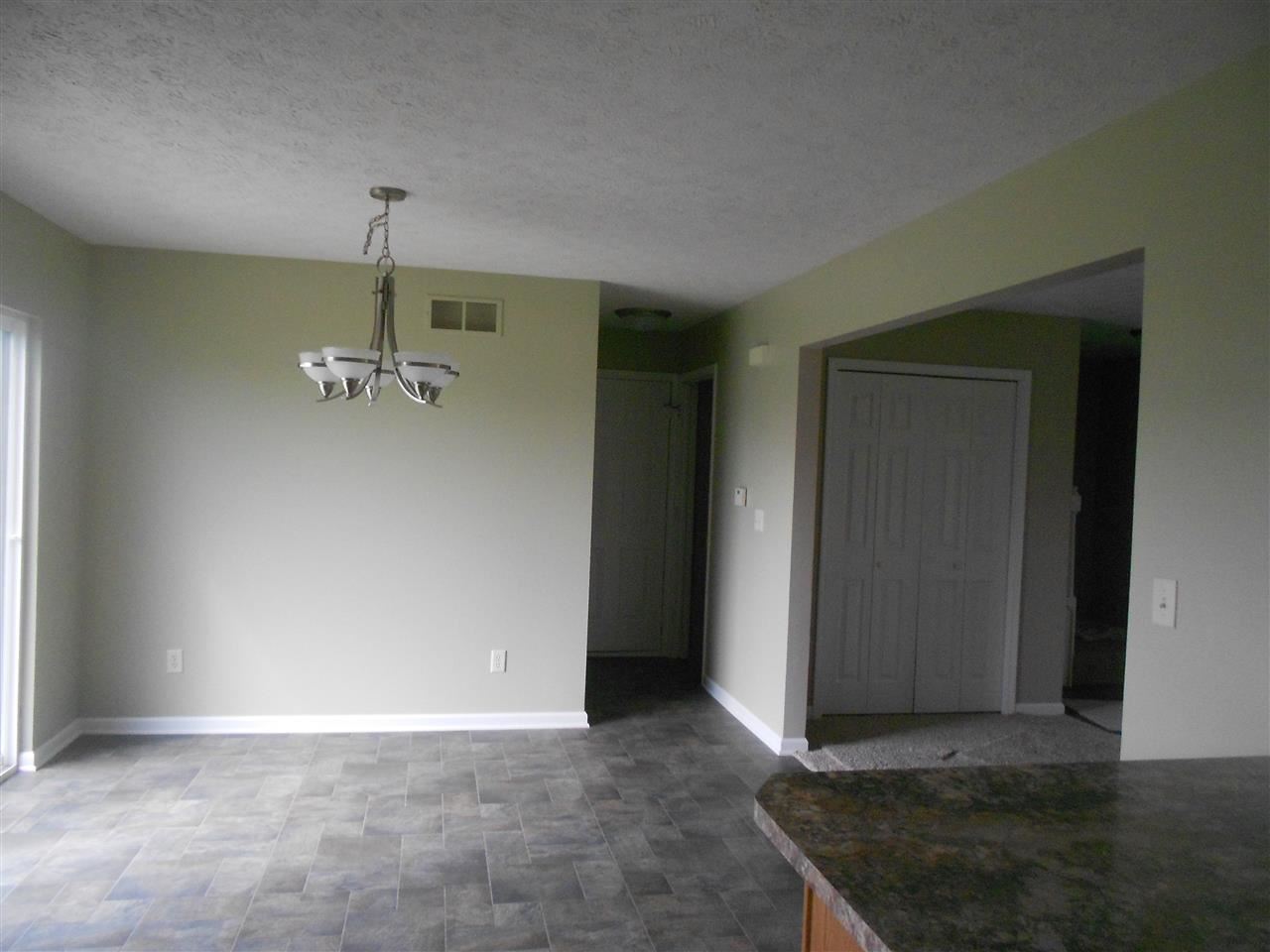 1020 Lucerne Dr, Goshen, IN 46526 photo 5