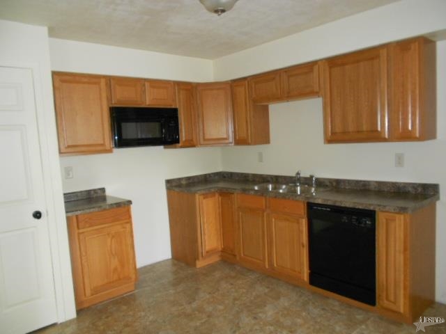 150 E 100 S, Bluffton, IN 46714 photo 8