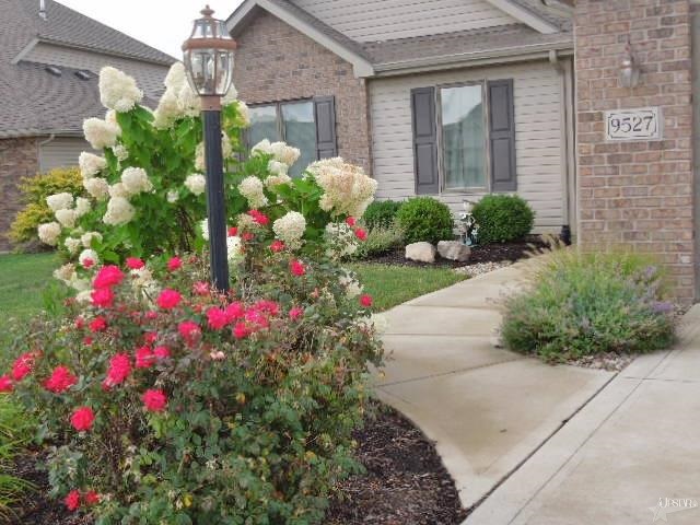 9527 Chapmans Blvd, Fort Wayne, IN 46835 photo 3