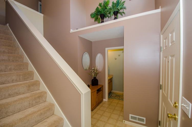 20384 Ambleside Dr, South Bend, IN 46637 photo 12