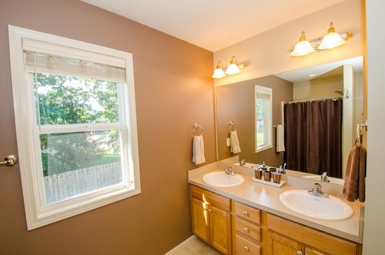 20384 Ambleside Dr, South Bend, IN 46637 photo 16